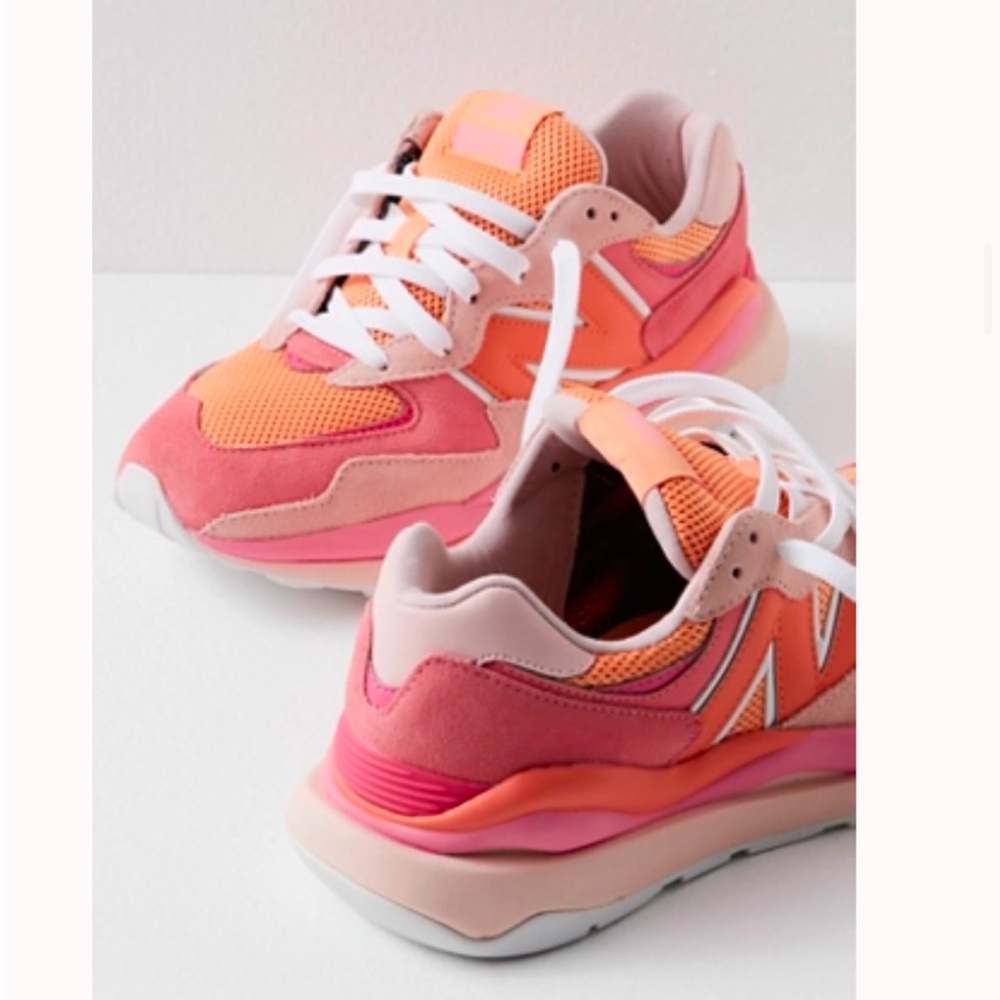 New Balance 57/40 Sneakers - Size 10